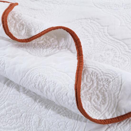 Chăn chần bông thêu Damask